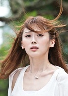路晨；邹黄伊