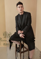 杨烁