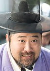 威阳镐
