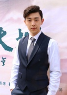 邓伦