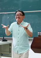 李立群
