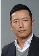 苗侨伟