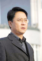 李威
