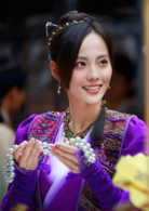 张嘉倪 