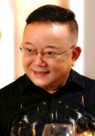 王刚