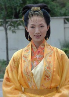 李芳