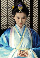 斓曦