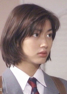 佐藤蓝子（19岁）