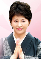 加贺真理子