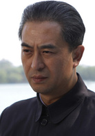 张嘉译