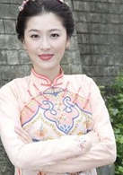 周丽泣 