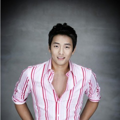 两个婚礼一个葬礼闵秀