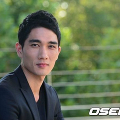 我的见鬼女友魔术秀导演