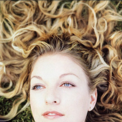 冬天的骨头艾普尔