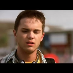 从普拉达到纳达罗格·菲姆斯RodrigoFuentes