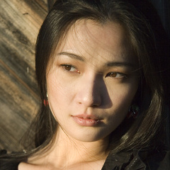 老魔术师青年妻子