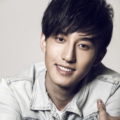 《青春雷锋》乔安山