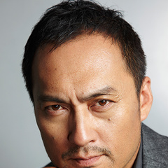 哥斯拉芹泽教授