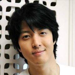 现在是和相爱的人一起生活吗？英俊