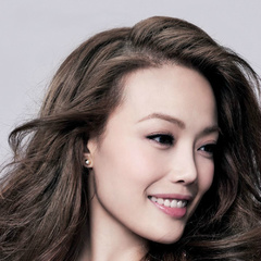 华丽之后严靖怡