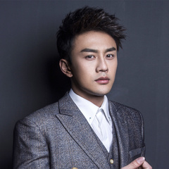 建军大业邓中夏