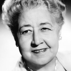 小姐与流氓配音莎拉姑妈/AuntSarah