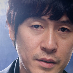 监视者们黄班长