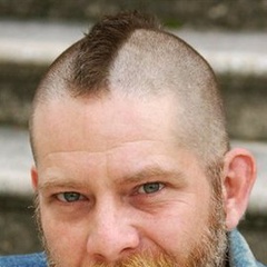 猩球崛起：黎明之战GunClutchingMan