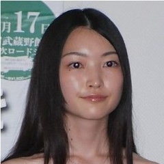 在世界中心呼唤爱藤村律子（少女时期）