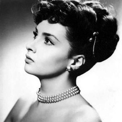 巴黎圣母院埃斯美拉达