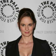 不惧风暴AllisonStone