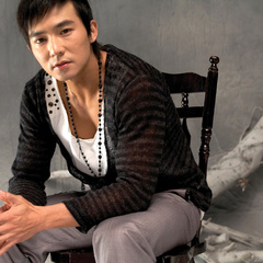 囧人之越挠越痒雪松