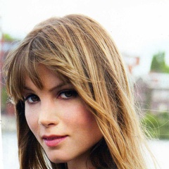 《最佳出价》Claire