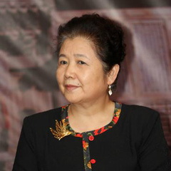 孝子贤孙伺候着科长