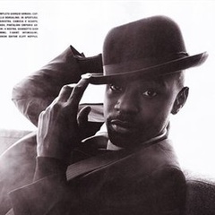 相助亨利服务员