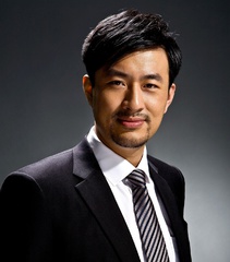 森林孤影佟记者