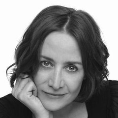 黑衣女人Mrs.Daily