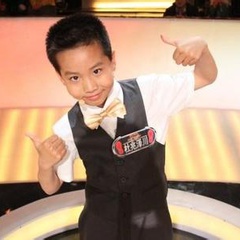 九里香羌族小男孩吉祥