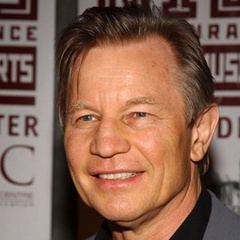 王牌大贱谍MichaelYork