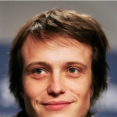 无耻混蛋赫尔斯特伦