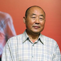 背起爸爸上学二大爷