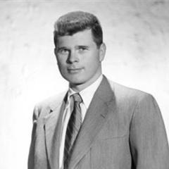 闪灵斯图尔特·厄尔曼StuartUllman