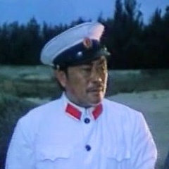 小兵张嘎区队长