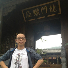 神探亨特张郊区派出所值班警察