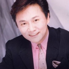 变身超人真想X档案主持人