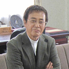 天与地宇佐美定行