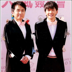 矮仔多情高级俱乐部门神