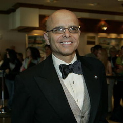 亡命天涯DeputyMarshalCosmoRenfro