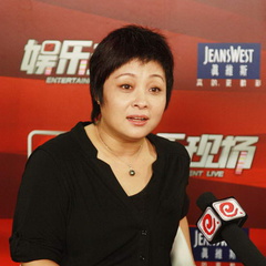 建国大业李德全