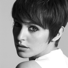 白昼冷光露西亚